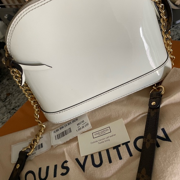 Authentic Louis Vuitton Mini Alma (snow) Crossbody Bag - Picture 4 of 7